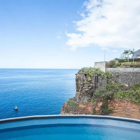 Big Cliff By Atlantic Apartment